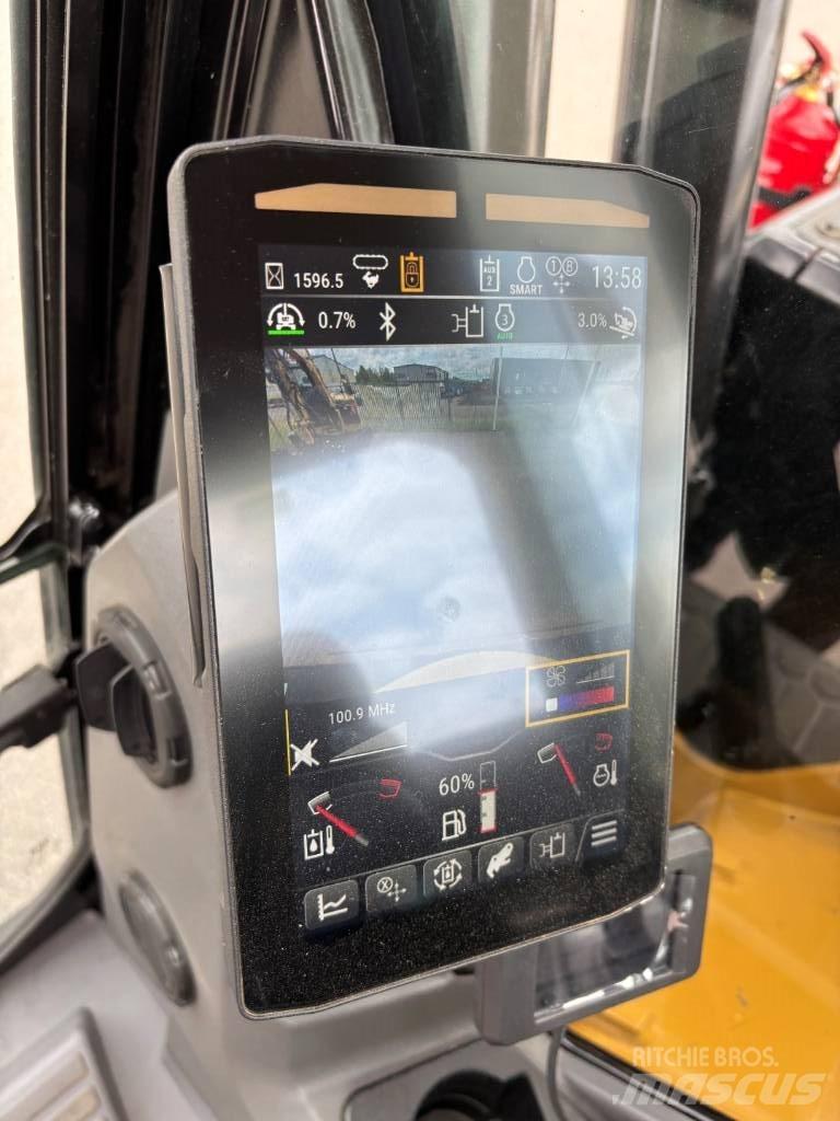 CAT 310 대형 굴삭기 29톤 이상