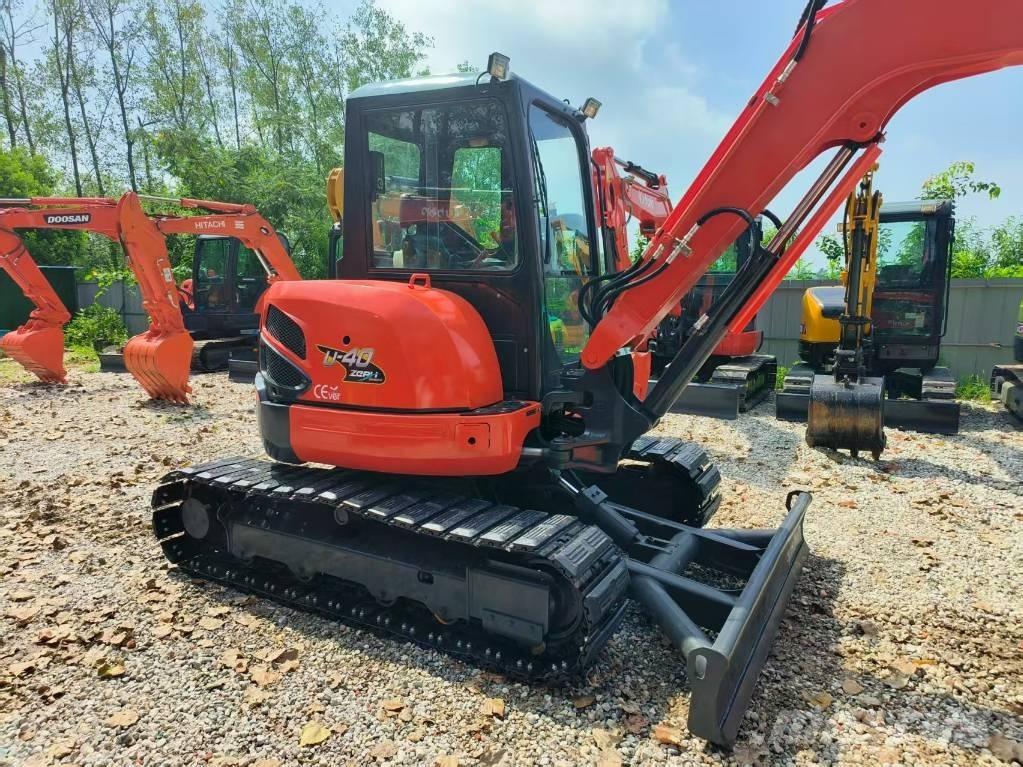 Kubota U 40 소형 굴삭기 7톤 미만