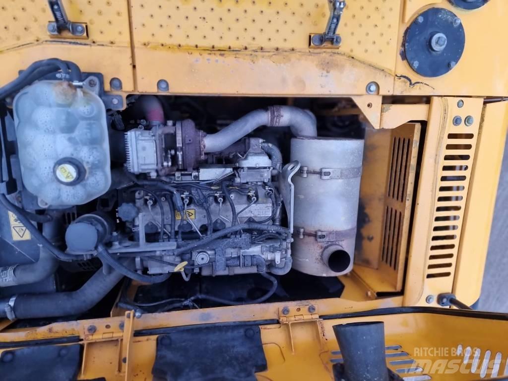 JCB JS 220 LC 대형 굴삭기 29톤 이상