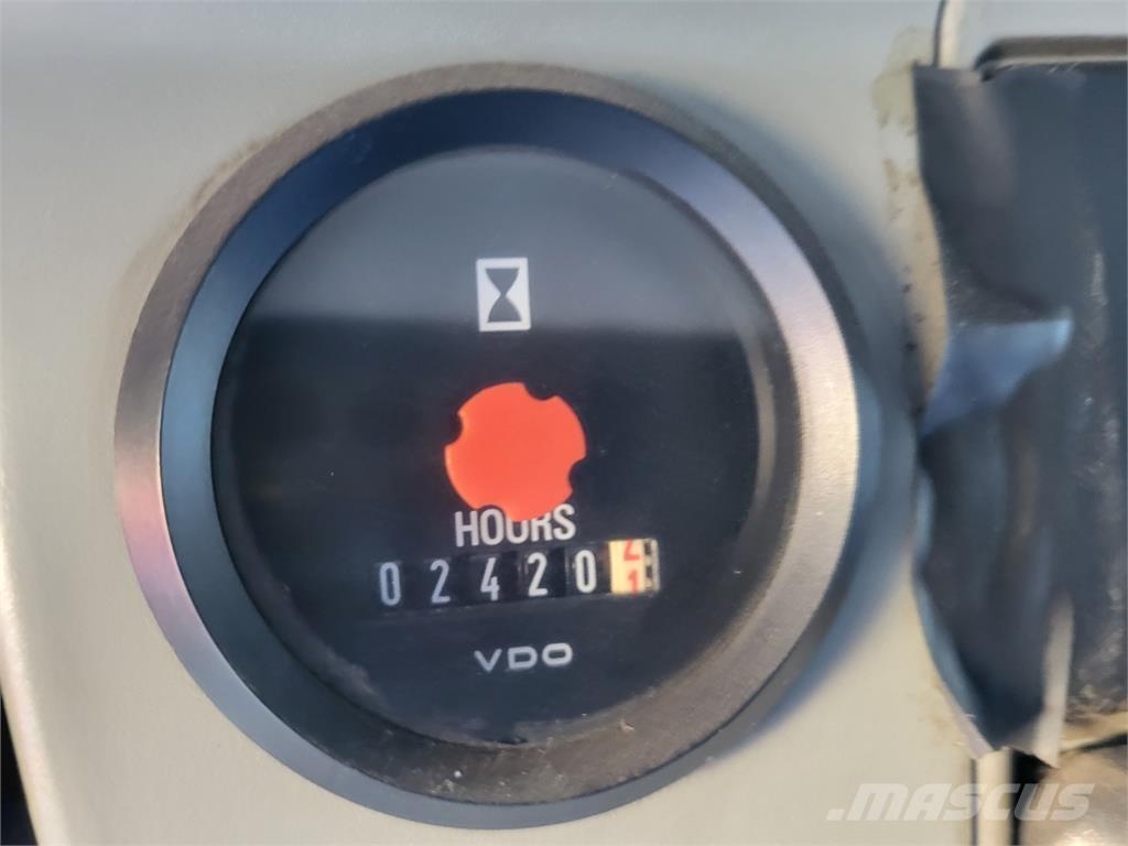 MAN LE 15.220 + HR 플랫베드/드롭사이드 트럭