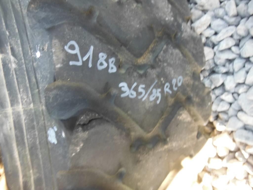Michelin 365/85R20 타이어, 휠 및 림
