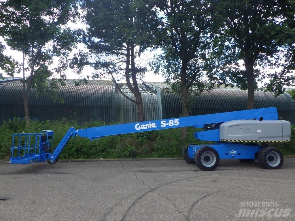 Genie S85 견인식 전동이동 리프트