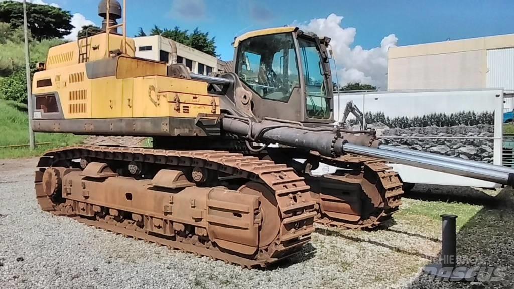Volvo EC750D 대형 굴삭기 29톤 이상