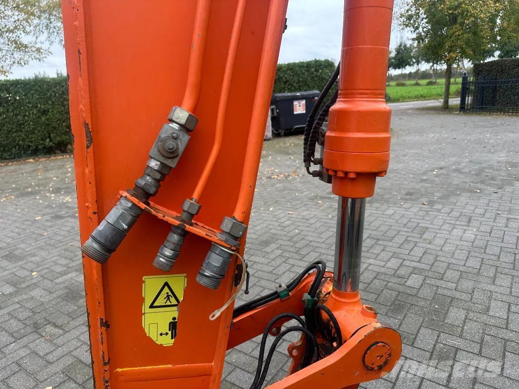 JCB JS145W  휠 굴삭기