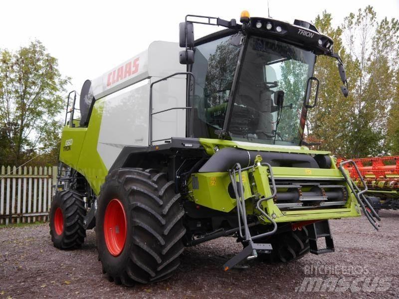 CLAAS TRION 660 콤바인 수확기