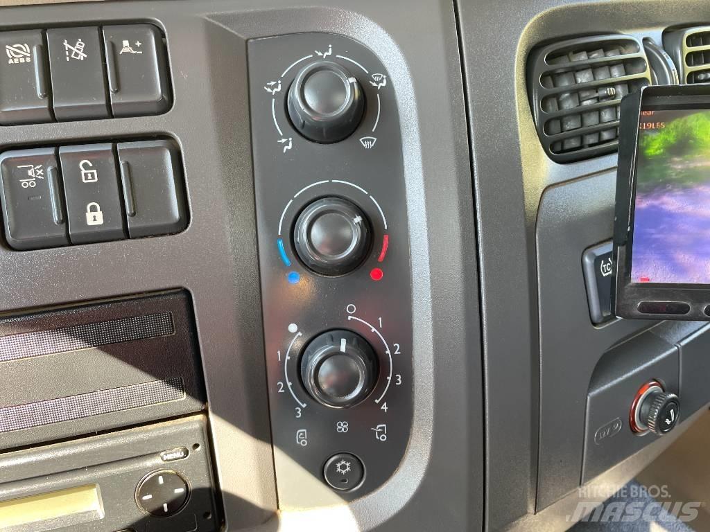 DAF LF 230 도로 청소차