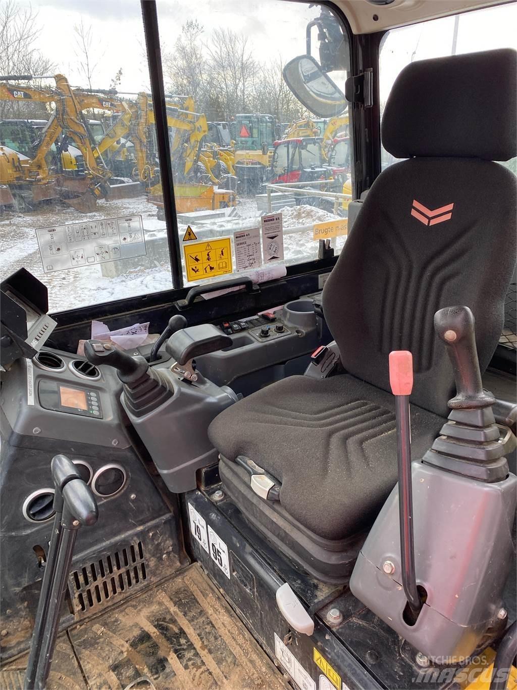 Yanmar SV60 소형 굴삭기 7톤 미만