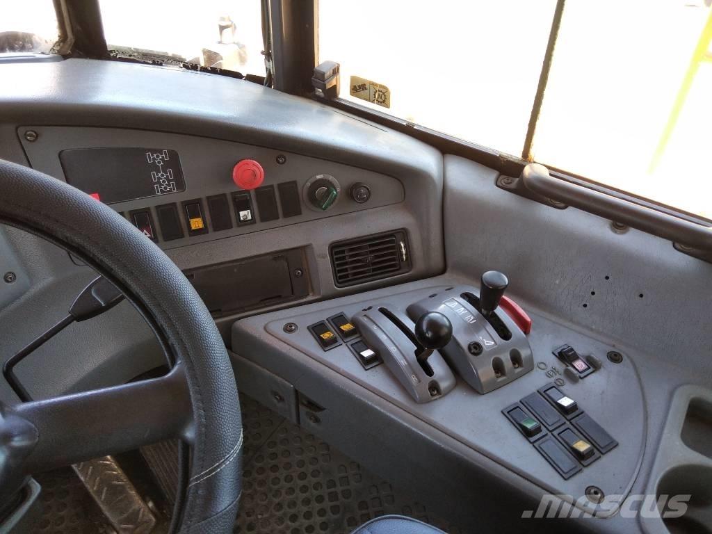 Volvo A 40 D 연결식 홀러