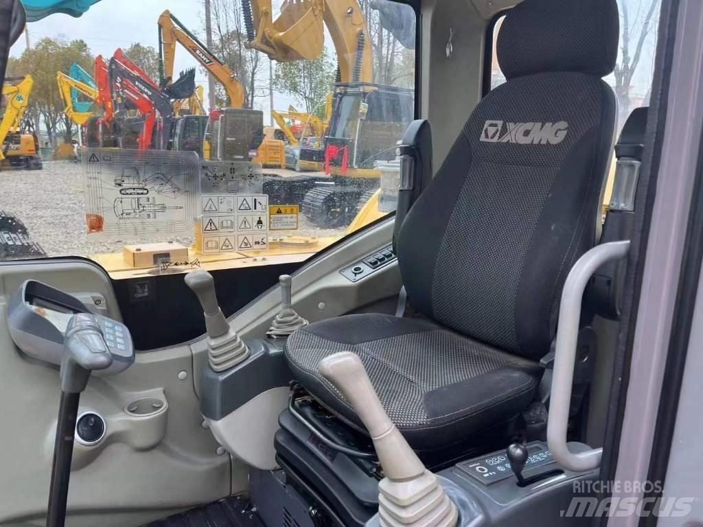 XCMG XE 60 D 대형 굴삭기 29톤 이상