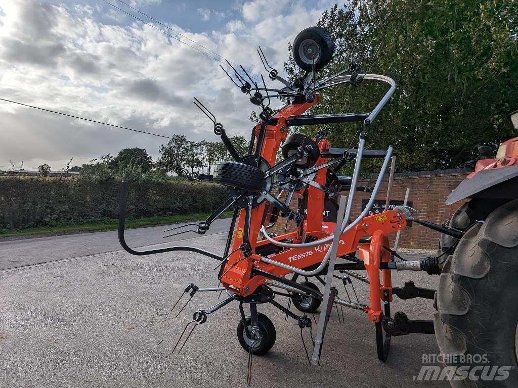 Kubota TE6576 갈퀴 및 테더