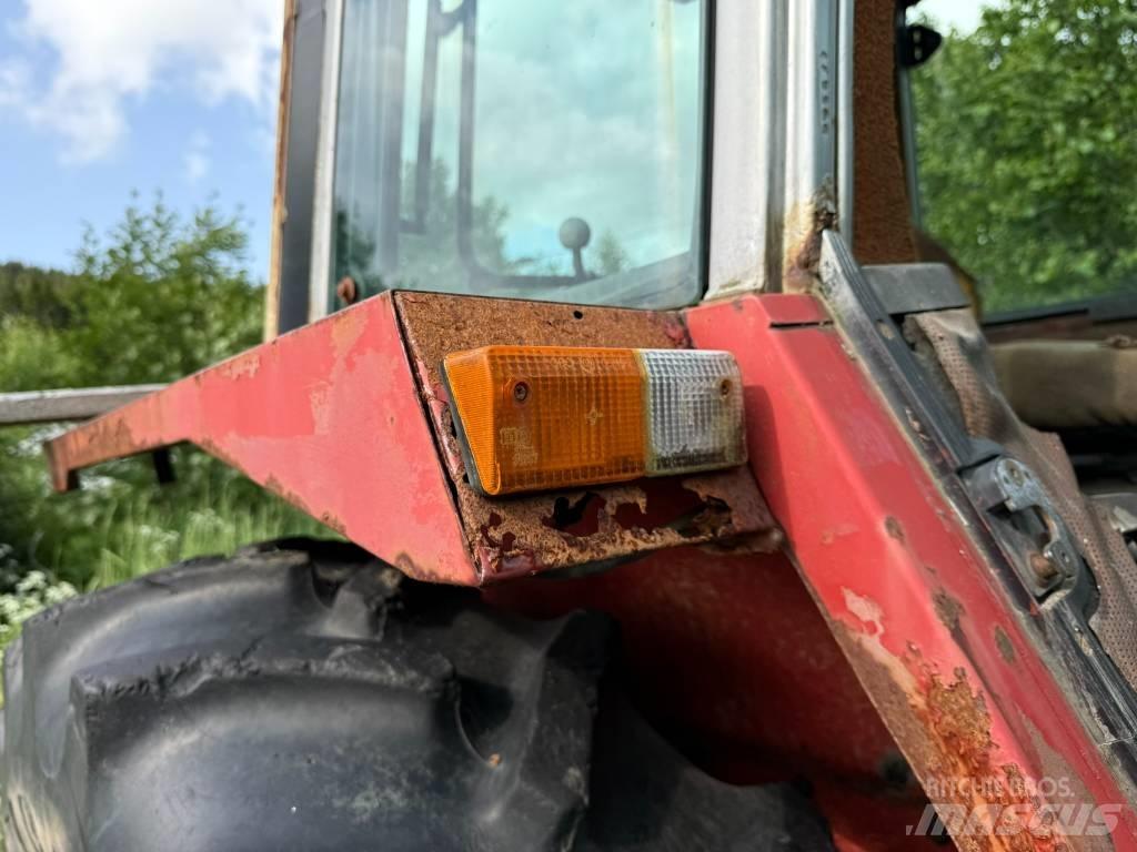 Massey Ferguson 675 트랙터