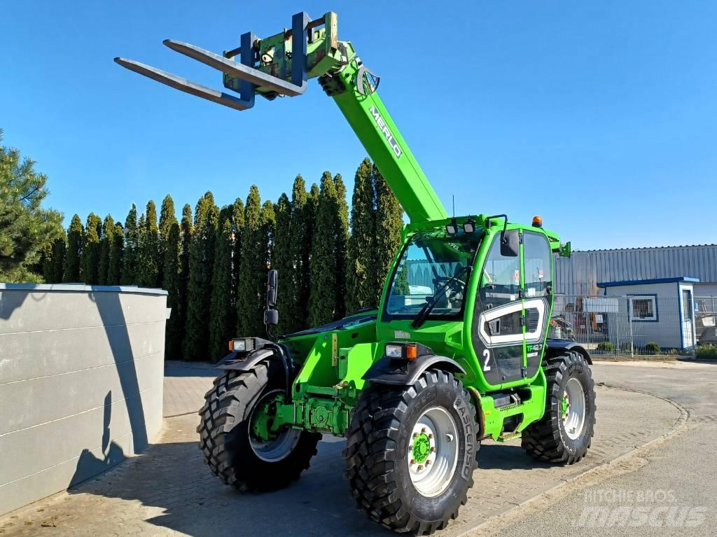 Merlo TF 42.7 텔러 핸들러