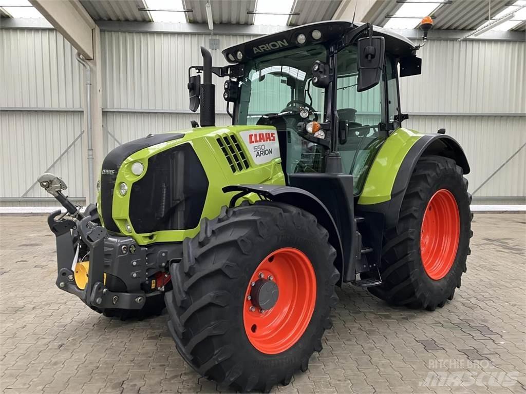 CLAAS Arion 550 트랙터