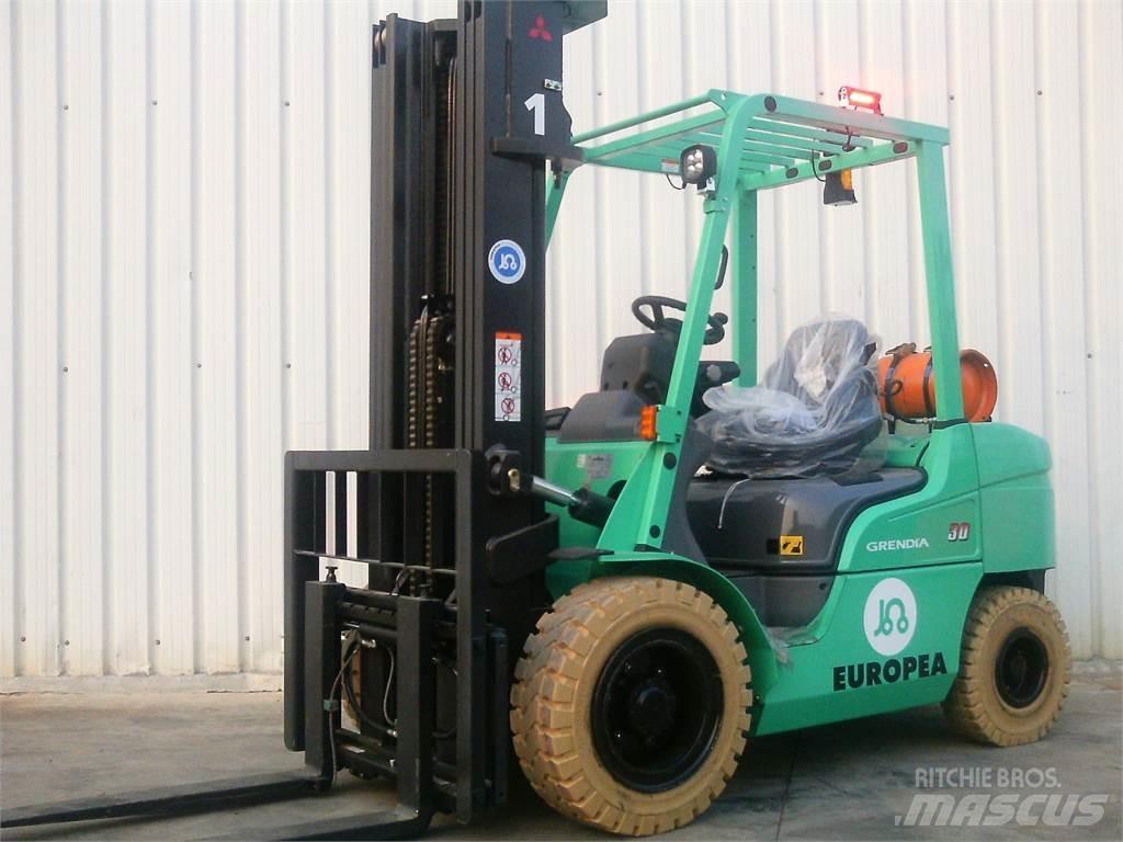 Mitsubishi FG30NTD LPG 지게차