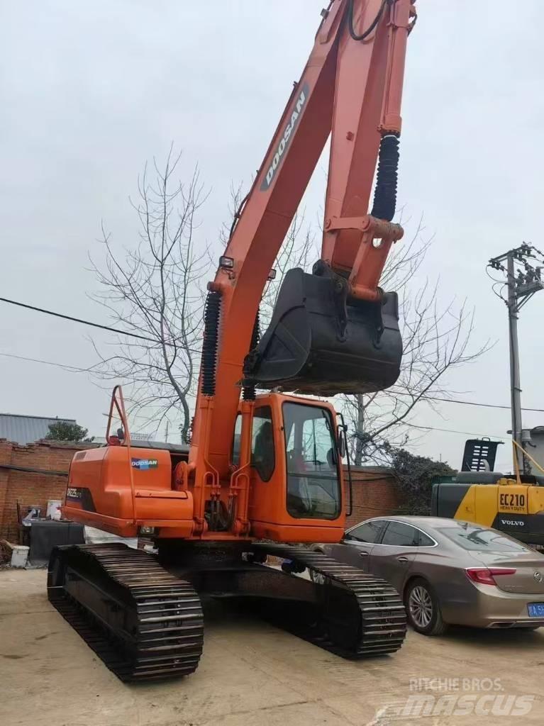 Doosan 225-7 대형 굴삭기 29톤 이상