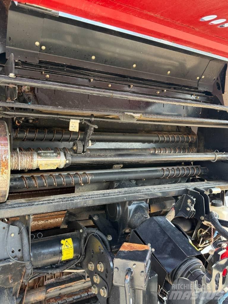 Case IH RB465 Press 원형 곤포기