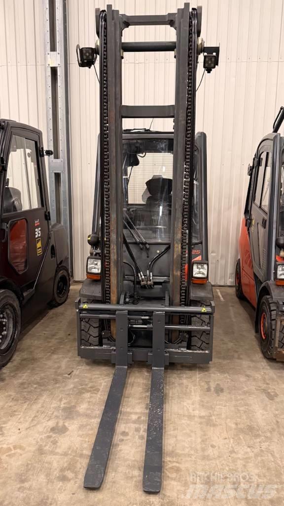 Linde H25D-02 디젤 지게차