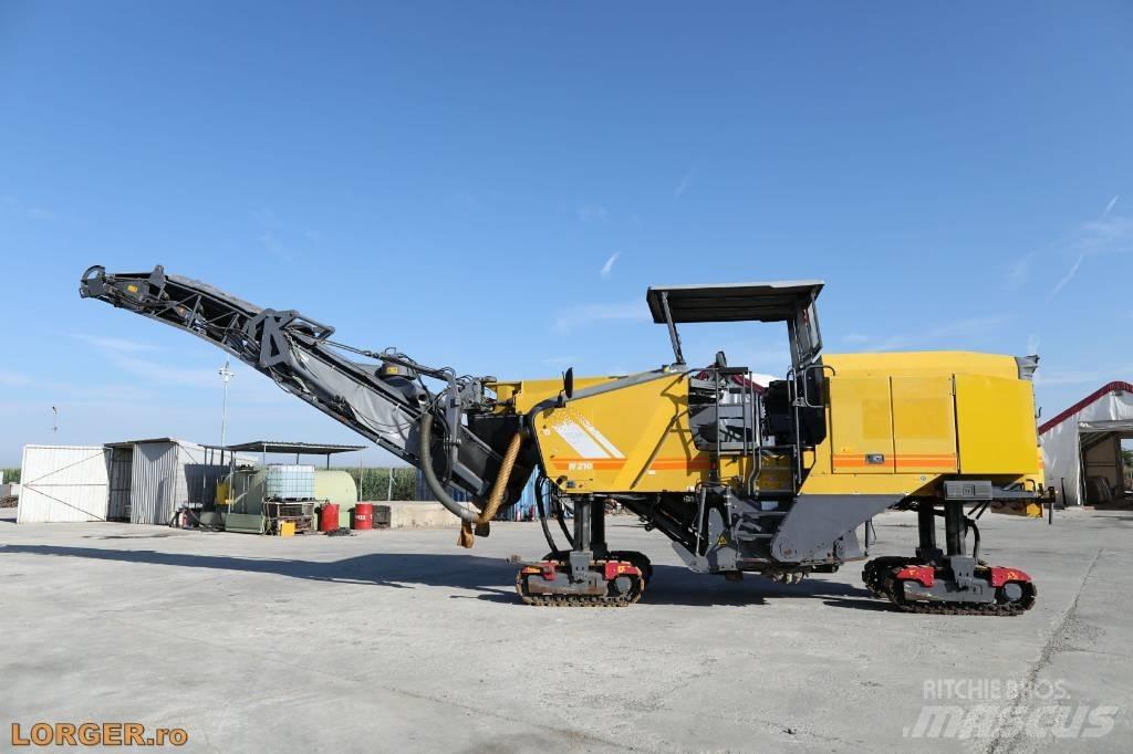 Wirtgen W 210 아스팔트 콜드 밀링 기계