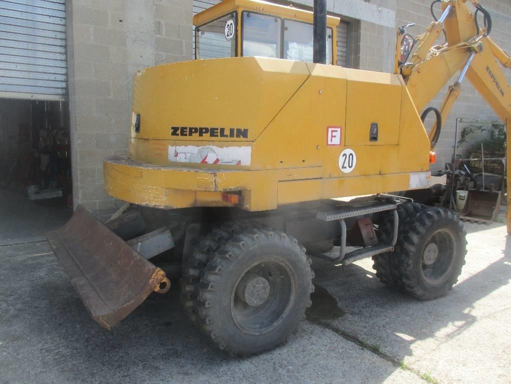 Zeppelin ZM 10  휠 굴삭기