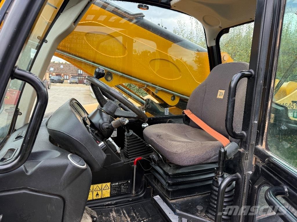 JCB 533-105 텔러 핸들러