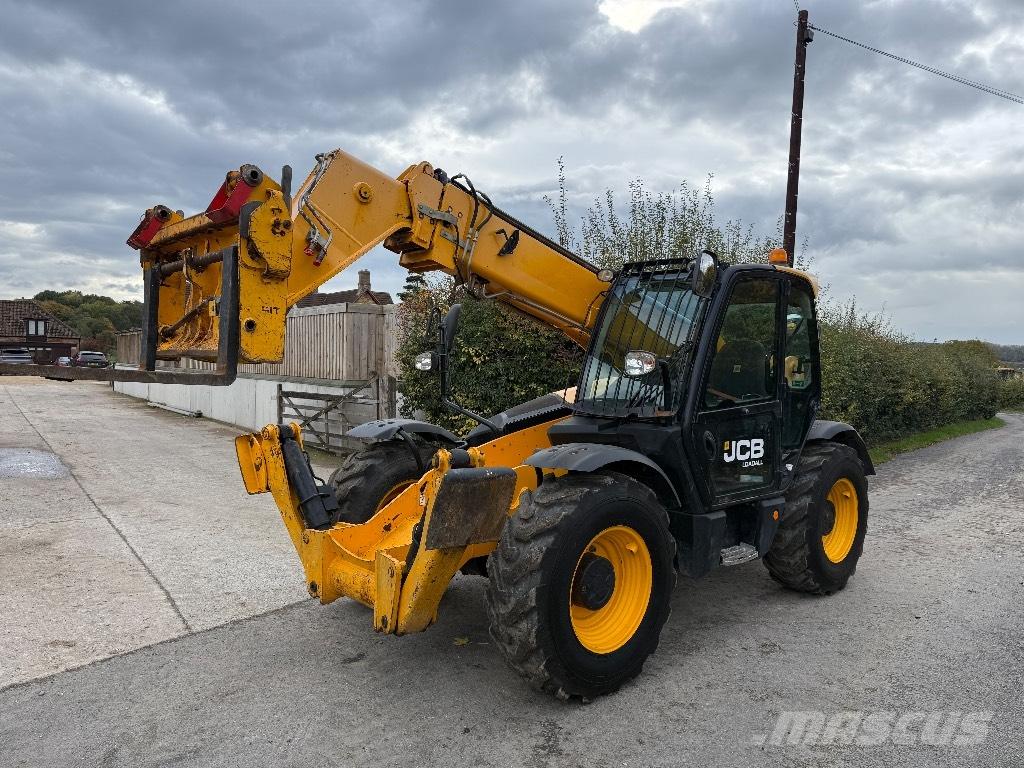 JCB 533-105 텔러 핸들러
