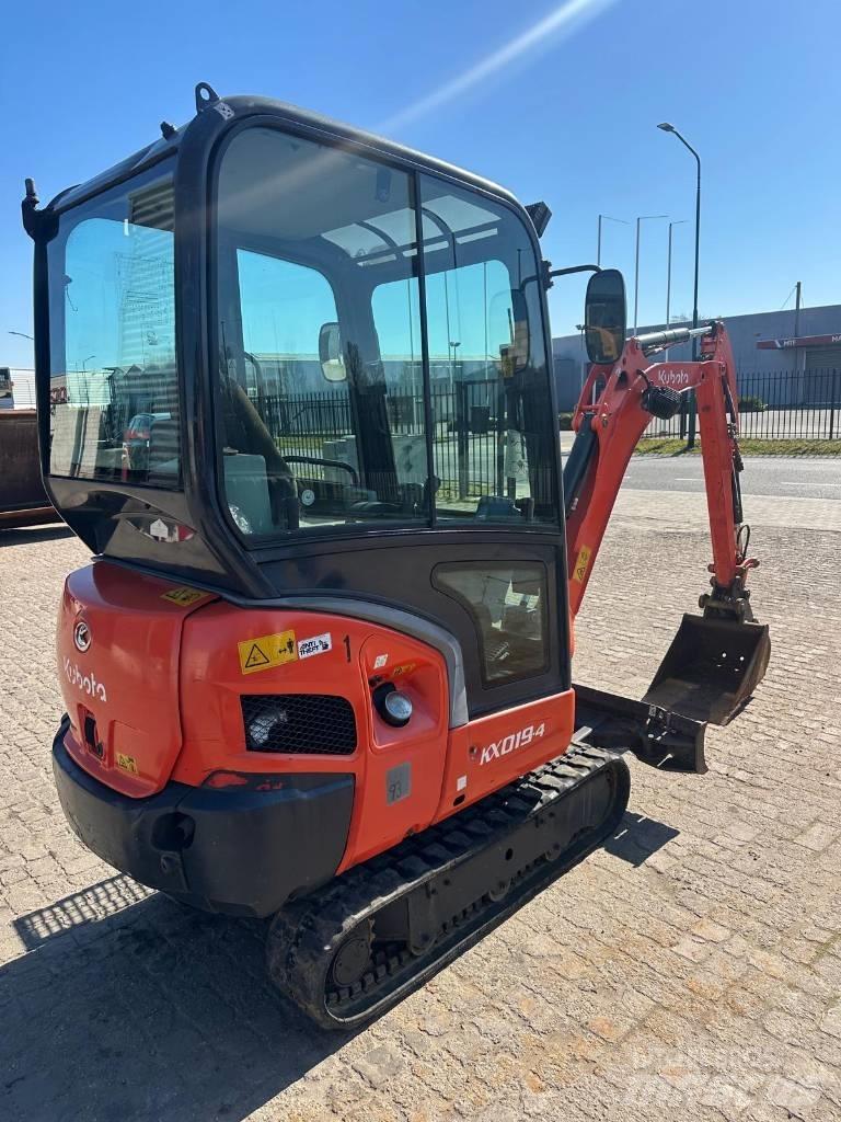 Kubota KX 019-4 소형 굴삭기 7톤 미만