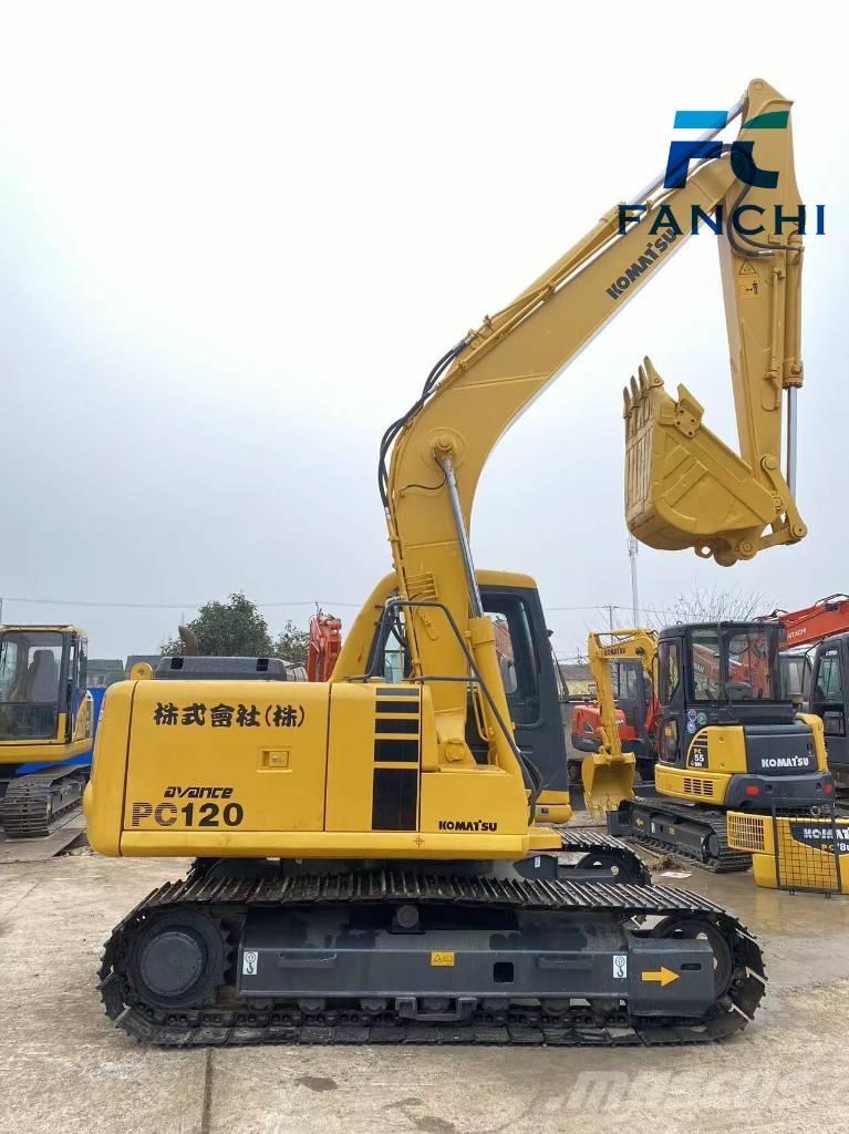 Komatsu PC 120 대형 굴삭기 29톤 이상