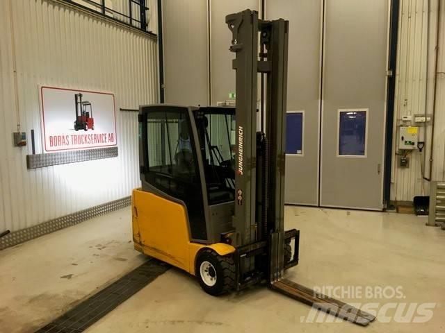 Jungheinrich EFG 220 전동 지게차