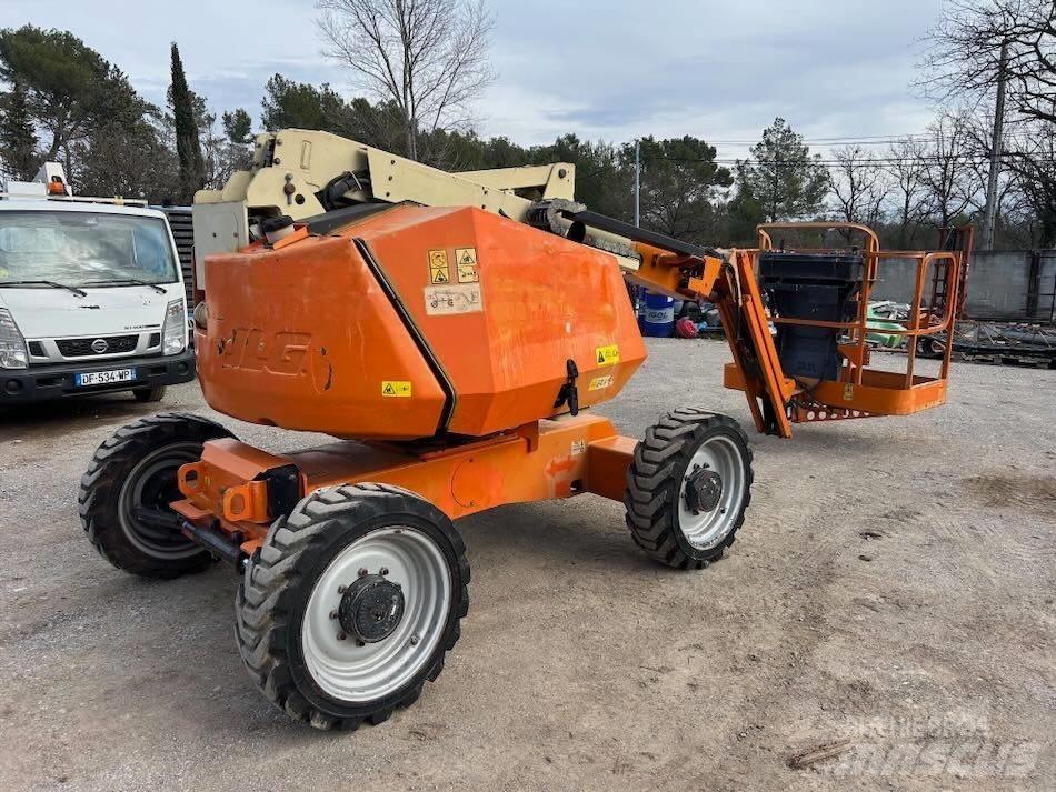 JLG 340 AJ 관절형 전동이동 리프트
