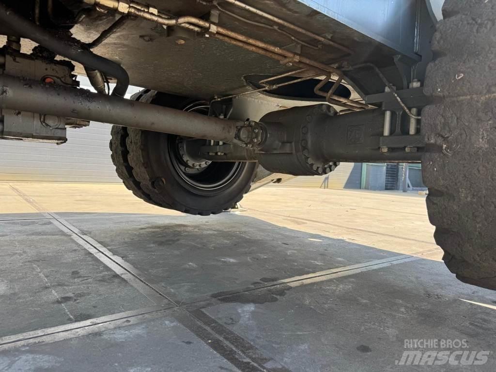 Liebherr LH 30 M 폐기물/산업 처리기