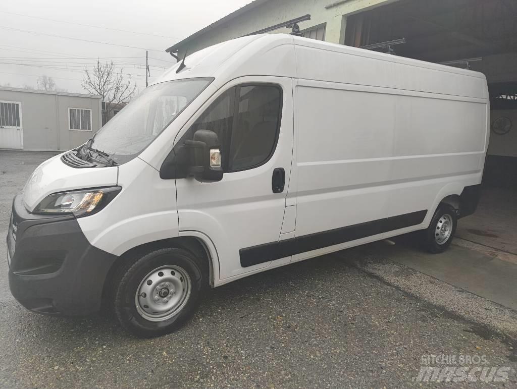 Fiat Ducato 패널 화물차