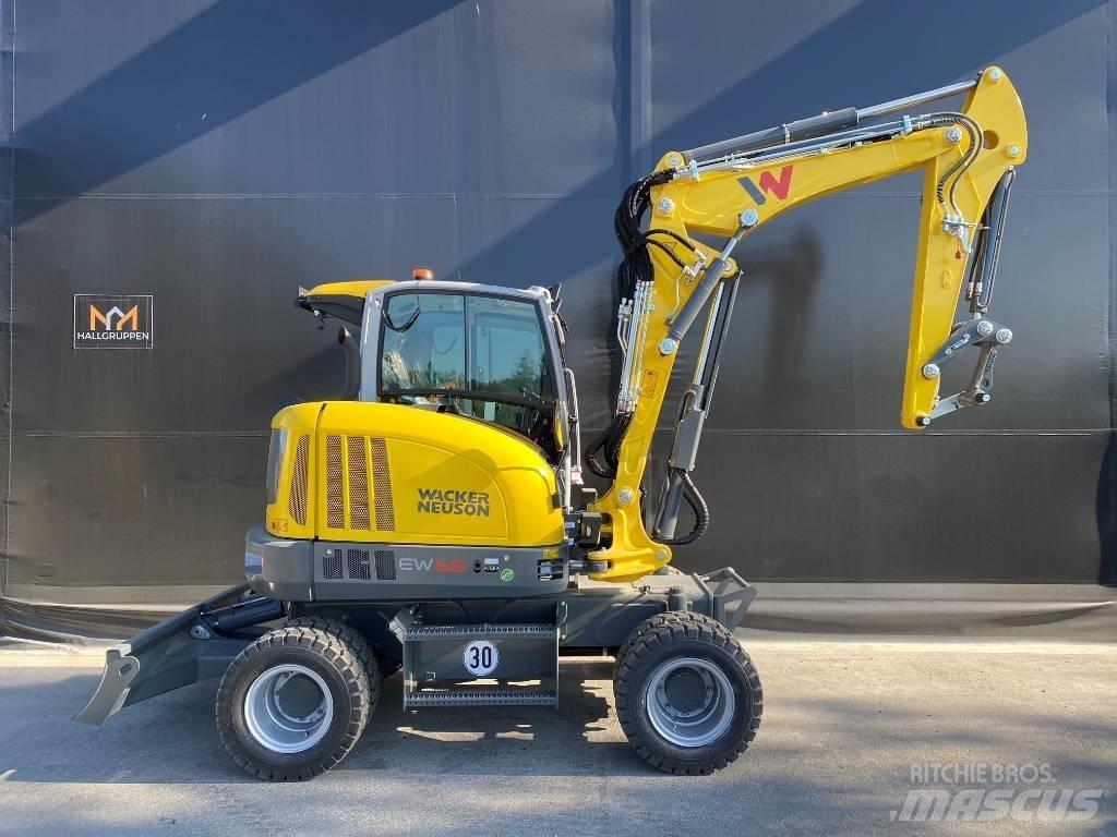 Wacker Neuson EW65  휠 굴삭기
