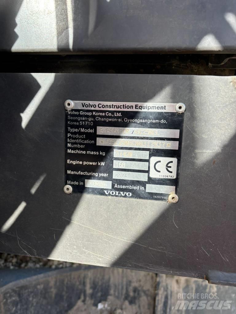 Volvo EC 250 EL 대형 굴삭기 29톤 이상