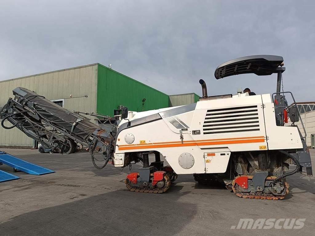 Wirtgen W100 F 콘크리트 스톤 머신
