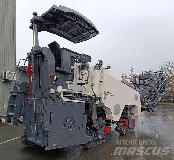 Wirtgen W100 Fi 콘크리트 스톤 머신