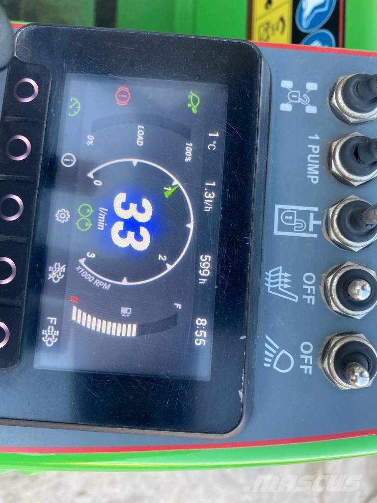 Avant 860 i  휠로우더