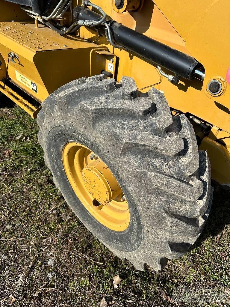 CAT 442E 백호로더