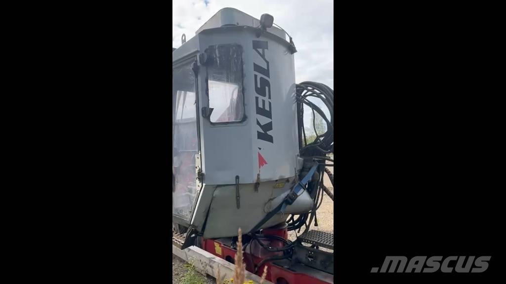 Kesla 2110T 목재 크레인