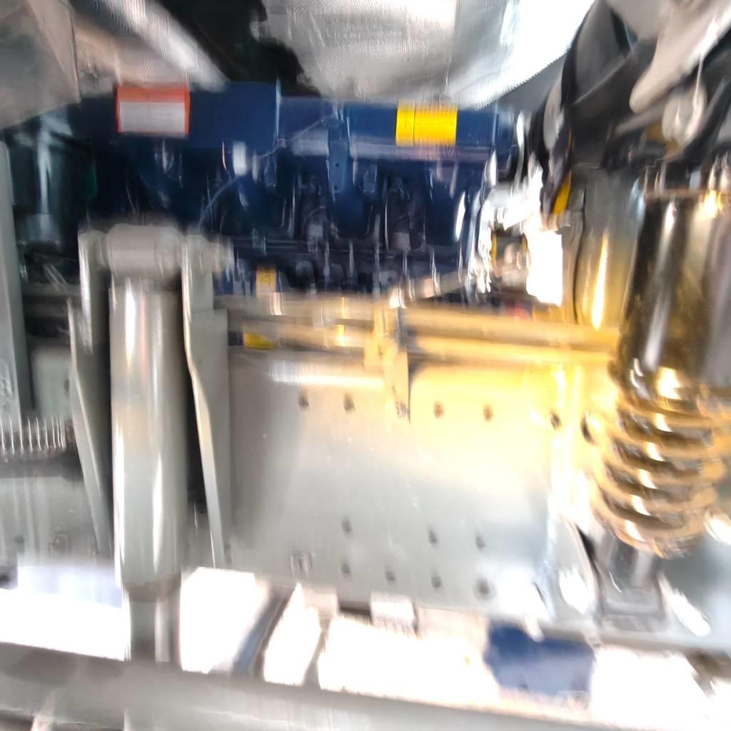 Howo 371 8x4 덤프 트럭