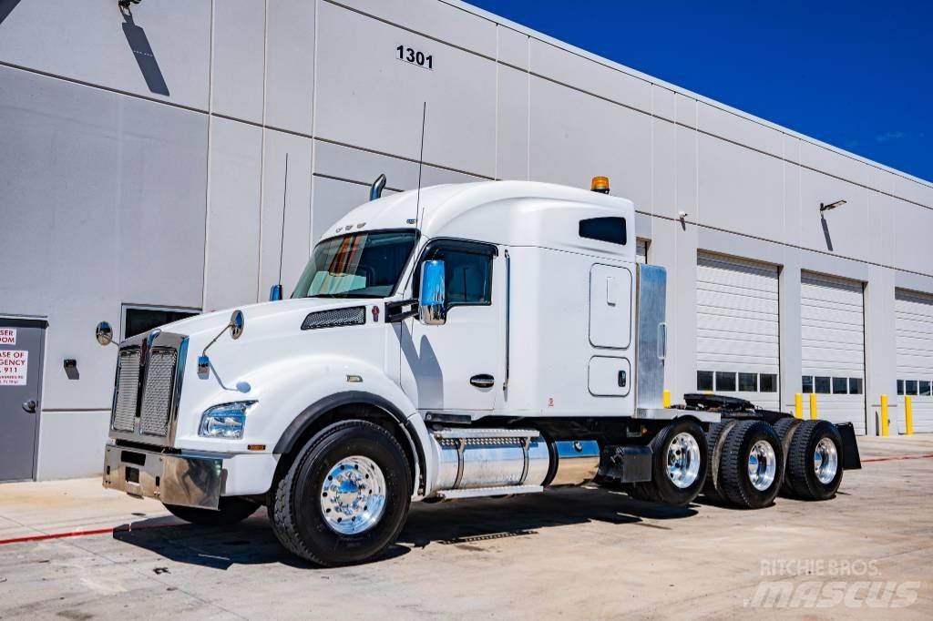 Kenworth T 880 트랙터 유닛