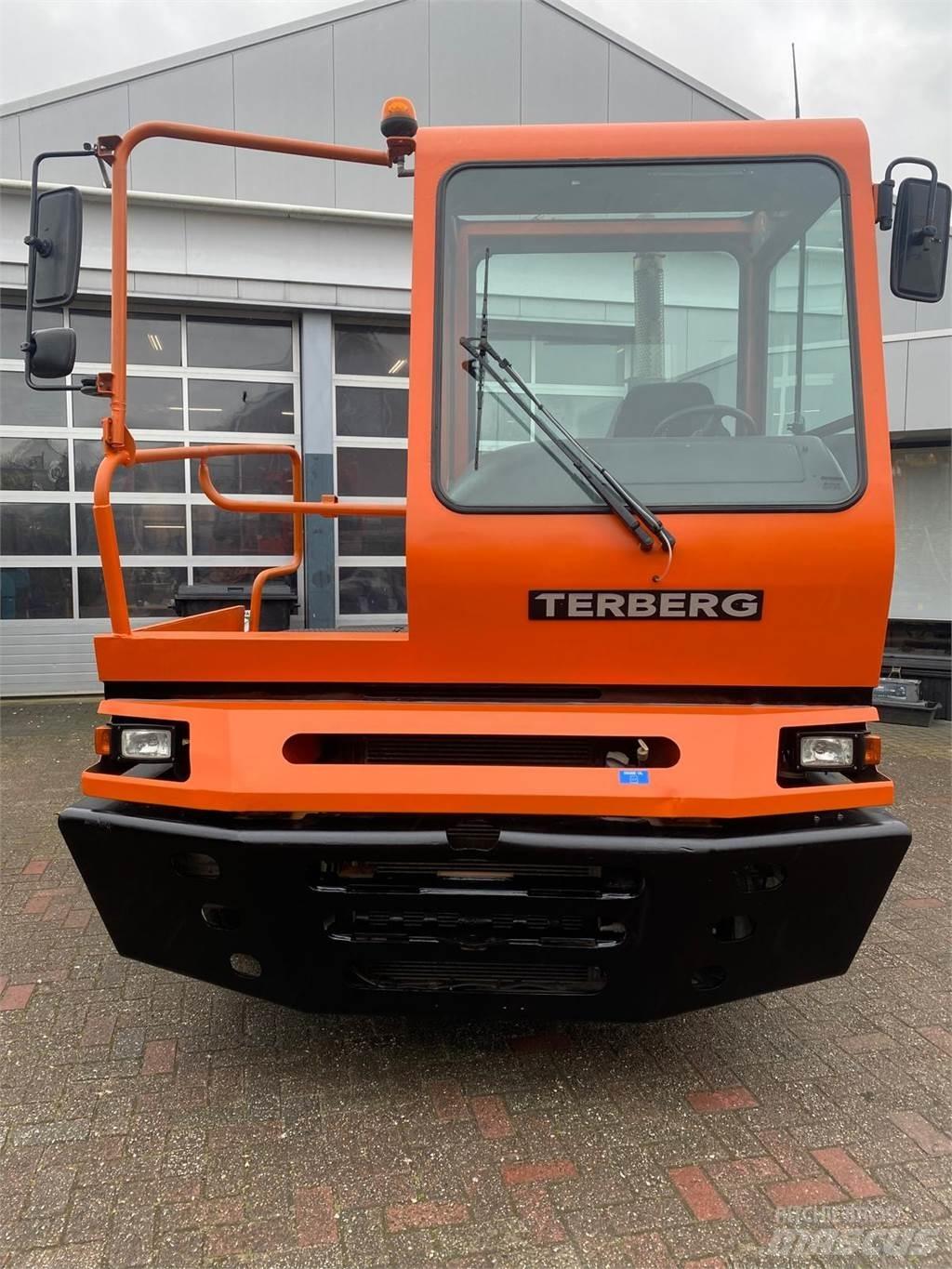 Terberg YT182 터미널 트랙터