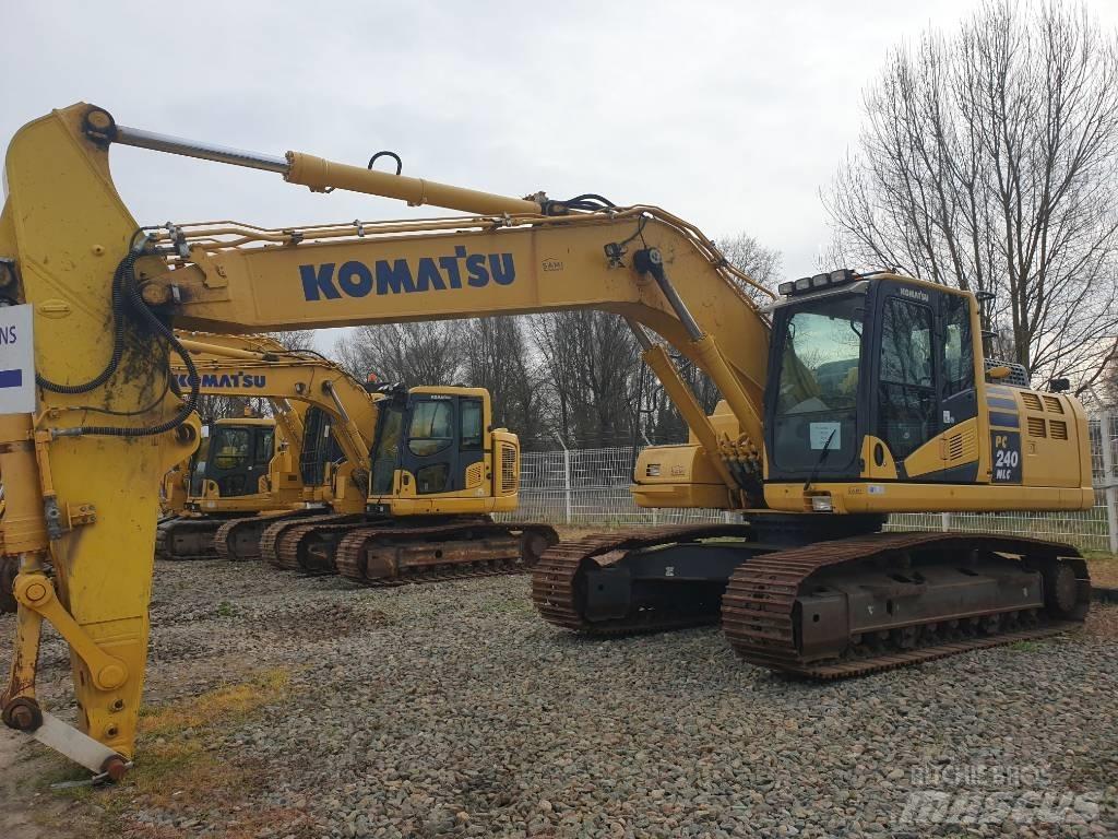 Komatsu PC240NLC-11 대형 굴삭기 29톤 이상