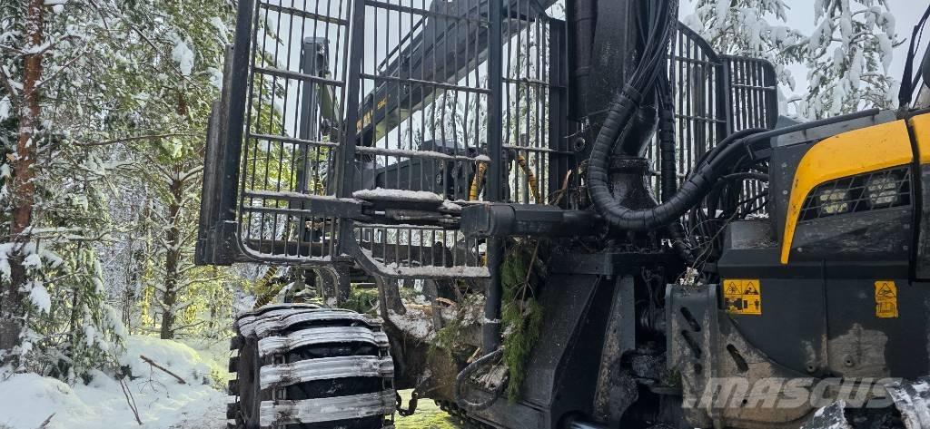 Ponsse Buffalo 8W 원목 포워더