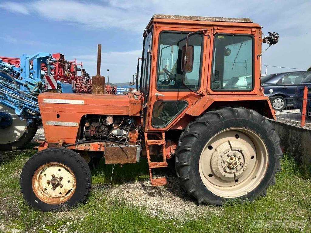 Belarus MTZ 560 트랙터