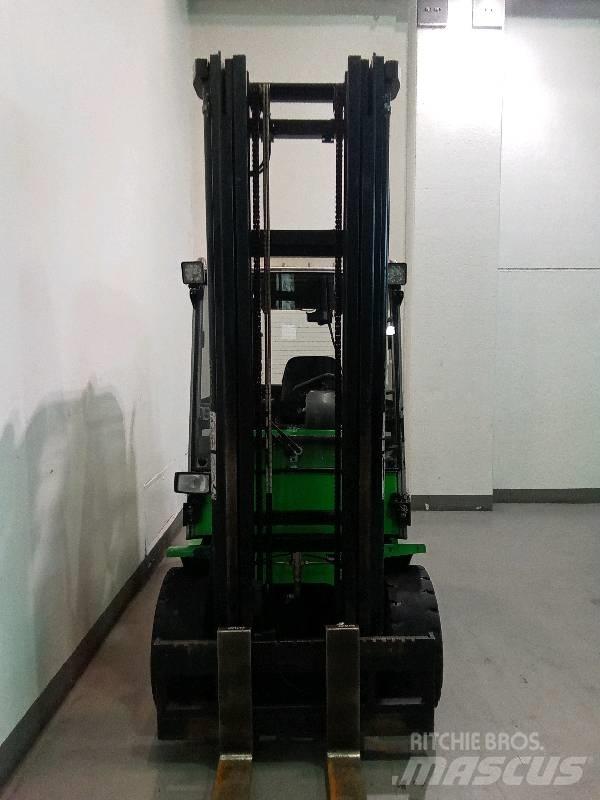 Cesab Drago 250 디젤 지게차