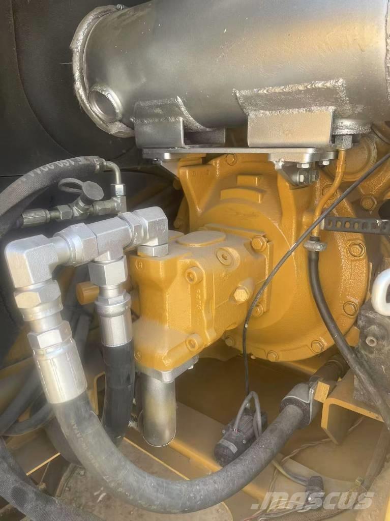 CAT 308 E2 대형 굴삭기 29톤 이상