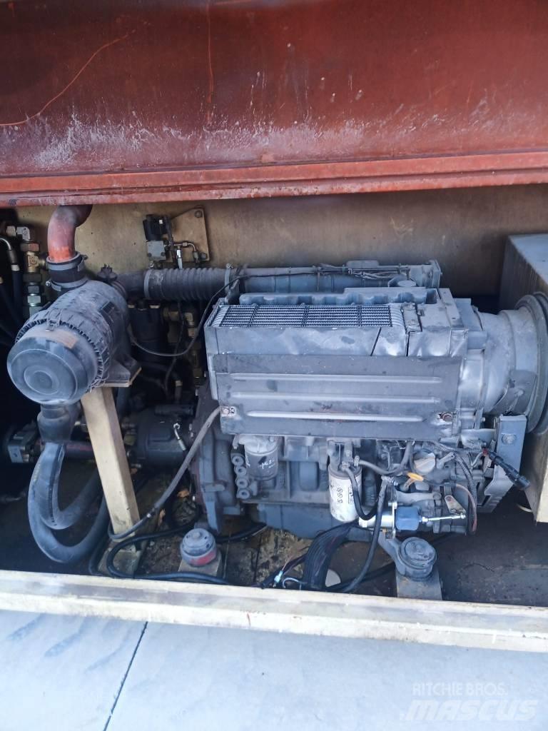 JLG 245-25 가위형 리프트