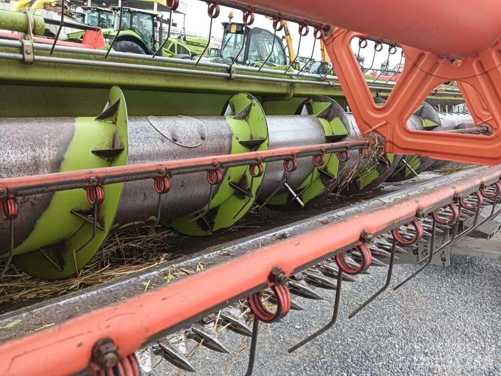 CLAAS C 750 콤바인 헤드
