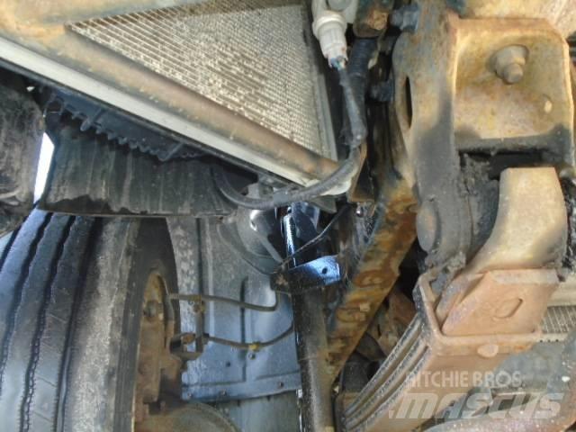 Hino 195 패널 화물차