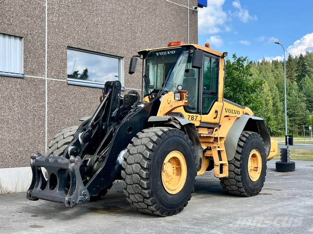 Volvo L 120 F  휠로우더